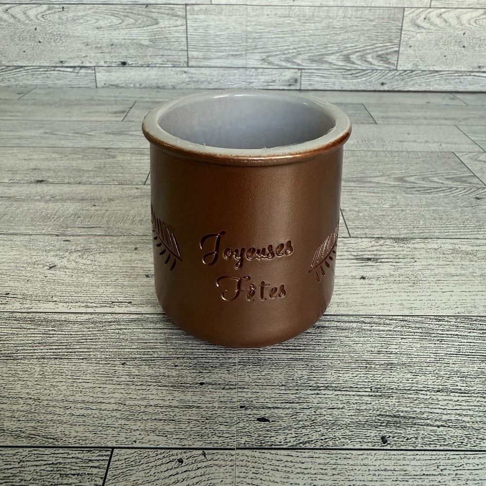 1 La Fermiere Glazed Yogurt Pot Joyeuse Fetes Seasons Greeting‎  Metallic Copper